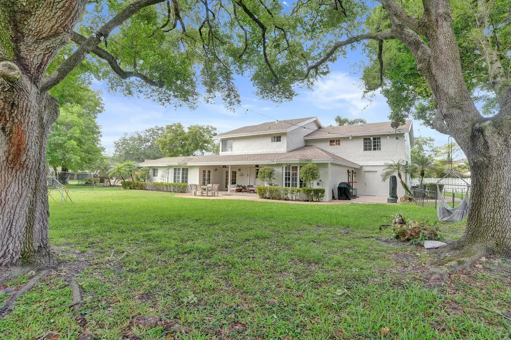 12213 Melissa Way Cooper City FL 33026
