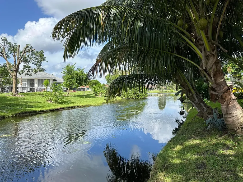 124 Stillwater Circle Jupiter FL 33458
