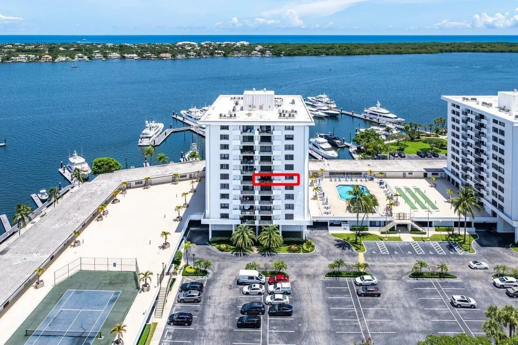 1208 Marine Way North Palm Beach FL 33408