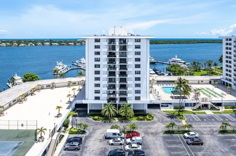 1208 Marine Way North Palm Beach FL 33408