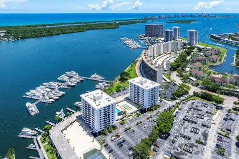 1208 Marine Way North Palm Beach FL 33408