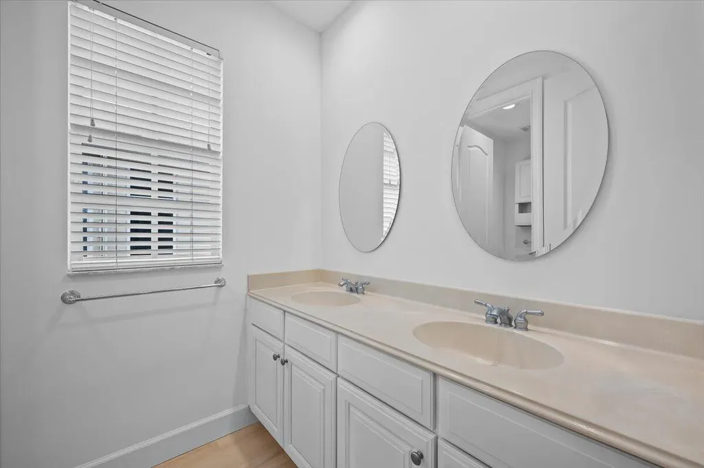 1029 Vintner Boulevard Palm Beach Gardens FL 33410