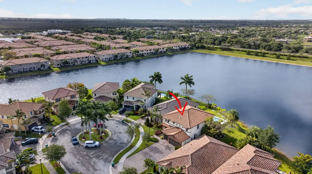 9726 Blue Isle Bay Parkland FL 33076