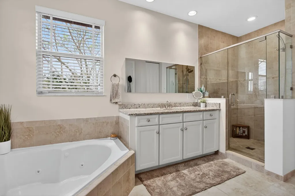 9726 Blue Isle Bay Parkland FL 33076