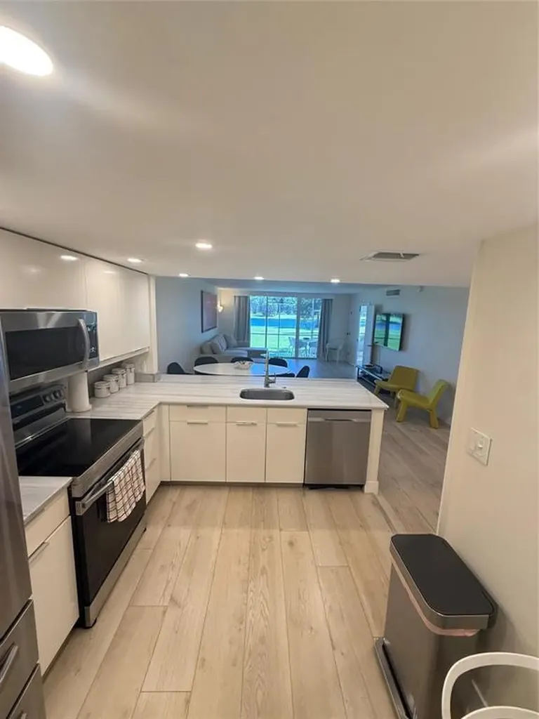 802 Cypress Boulevard Pompano Beach FL 33069