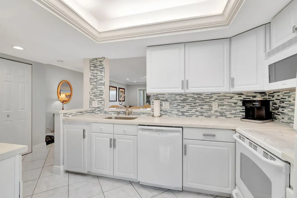 14823 Cumberland Drive Delray Beach FL 33446