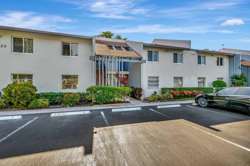 14823 Cumberland Drive Delray Beach FL 33446