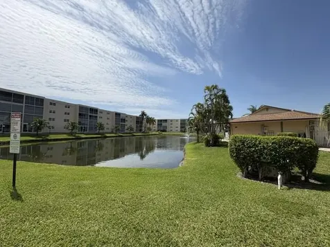 424 SE 10th Street Dania Beach FL 33004