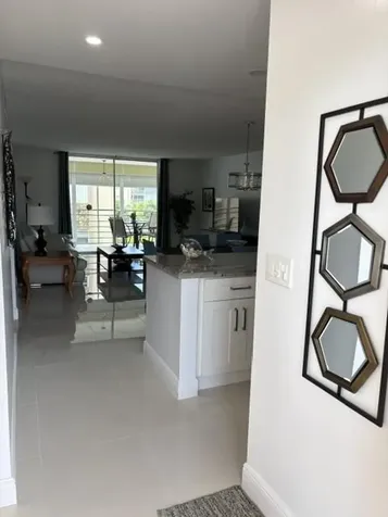 424 SE 10th Street Dania Beach FL 33004