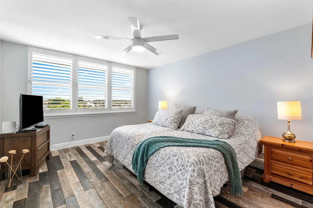 930 Dogwood Drive Delray Beach FL 33483