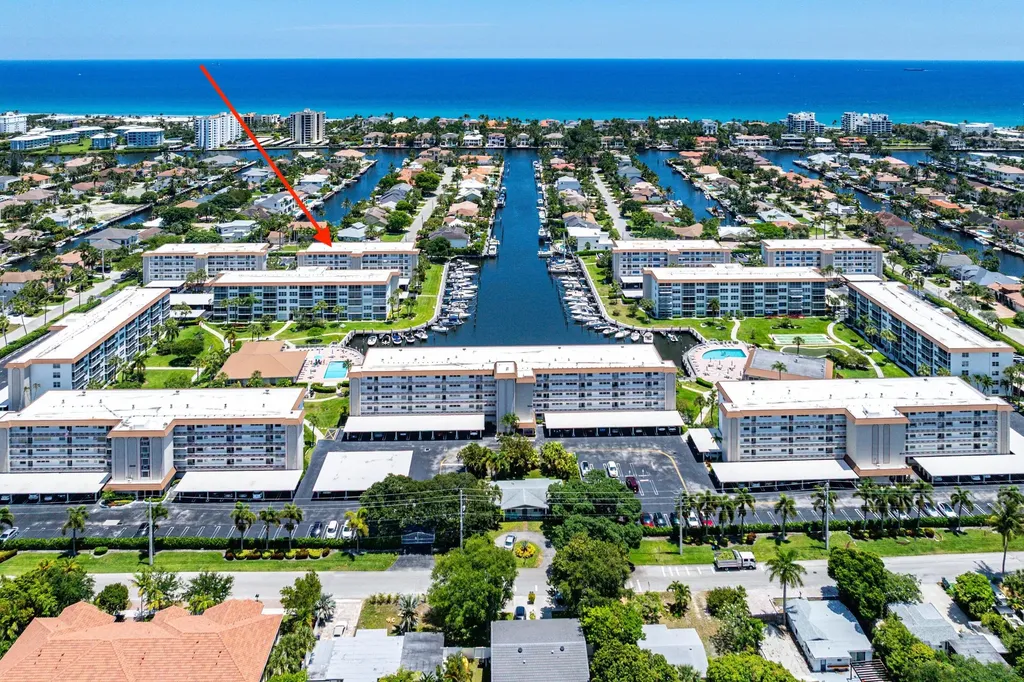 930 Dogwood Drive Delray Beach FL 33483
