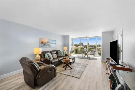 930 Dogwood Drive Delray Beach FL 33483