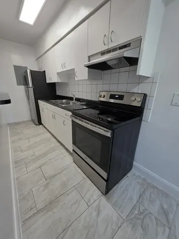 100 SW 9th Street Fort Lauderdale FL 33315