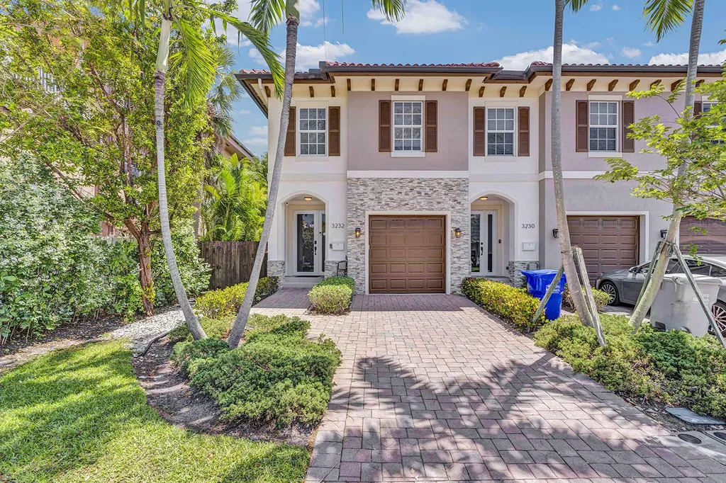 3232 Marine Drive Pompano Beach FL 33062