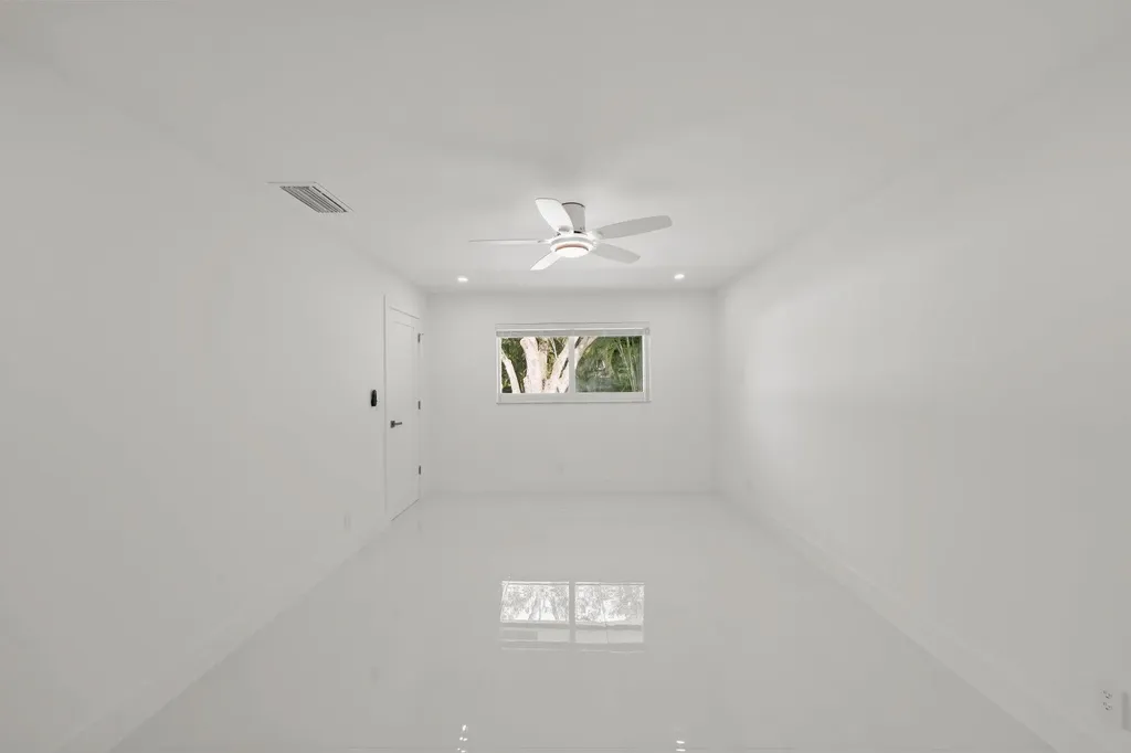 979 NW 8th Street Boca Raton FL 33486