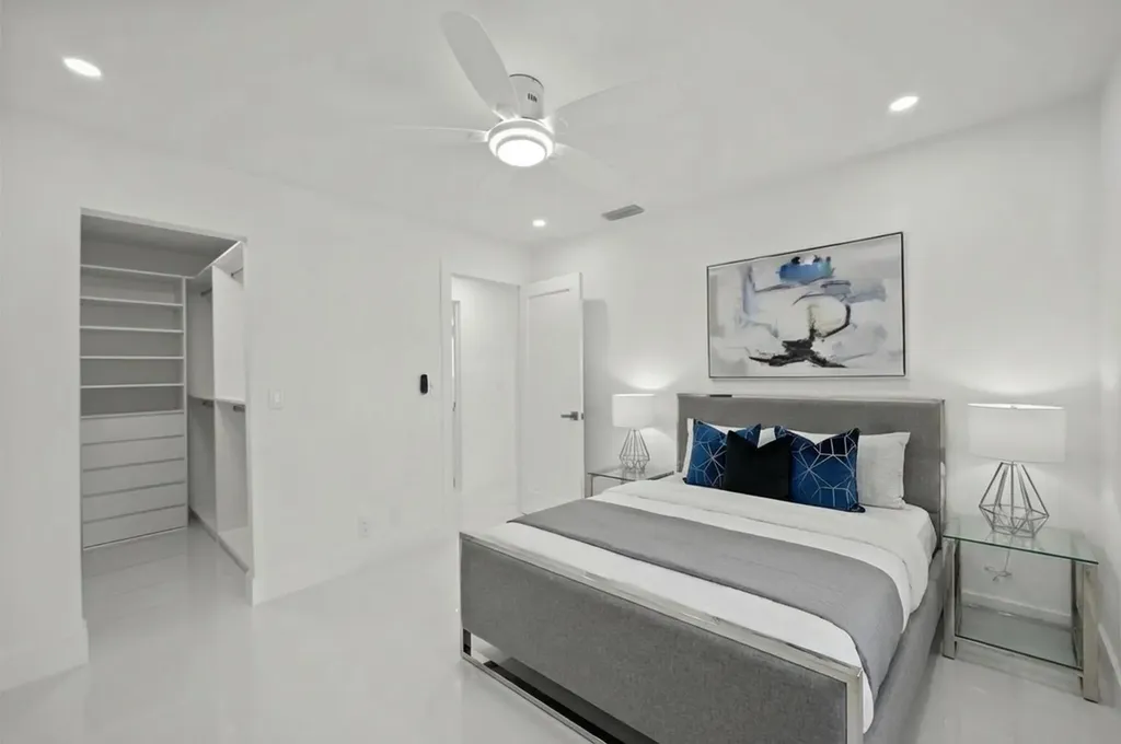 979 NW 8th Street Boca Raton FL 33486