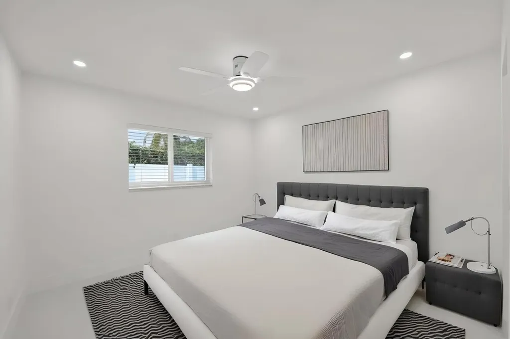 979 NW 8th Street Boca Raton FL 33486