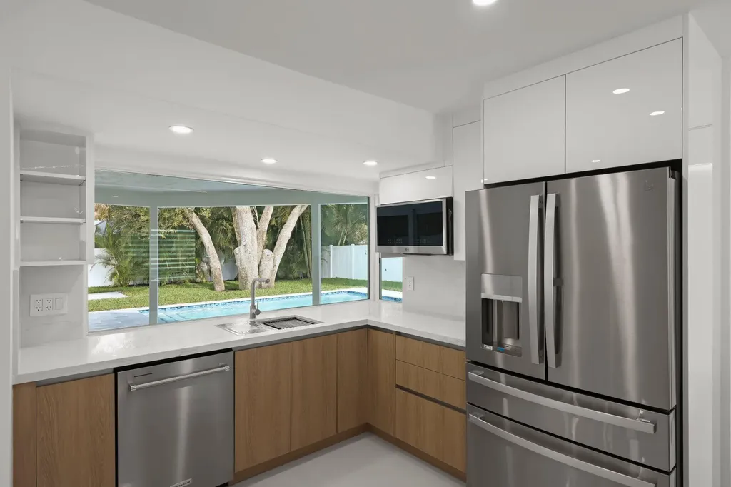 979 NW 8th Street Boca Raton FL 33486
