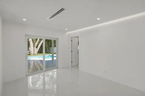 979 NW 8th Street Boca Raton FL 33486