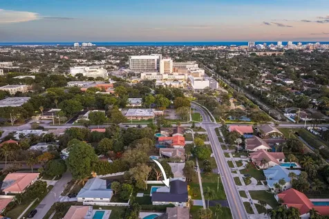 979 NW 8th Street Boca Raton FL 33486
