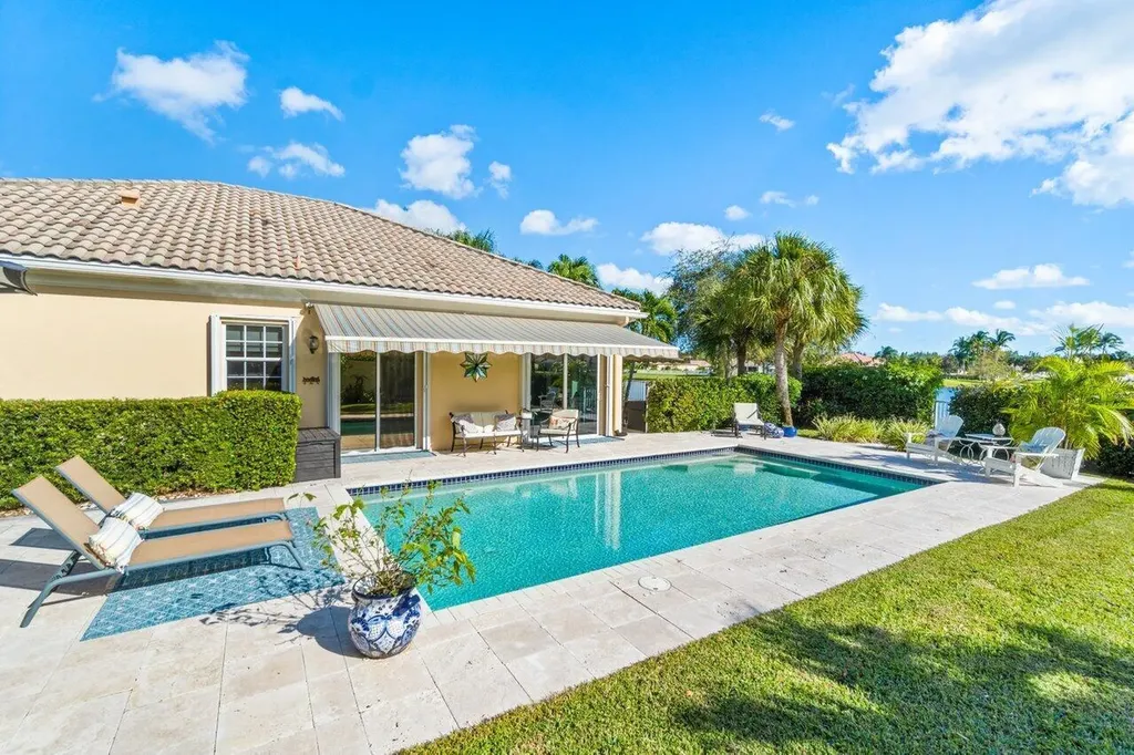 8222 Dominica Place Wellington FL 33414