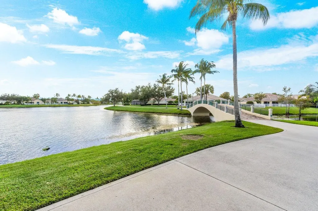 8222 Dominica Place Wellington FL 33414
