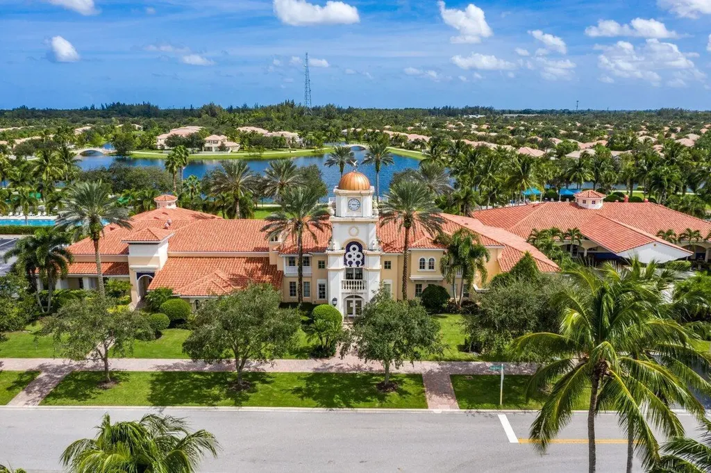 8222 Dominica Place Wellington FL 33414