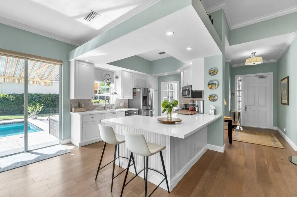 8222 Dominica Place Wellington FL 33414