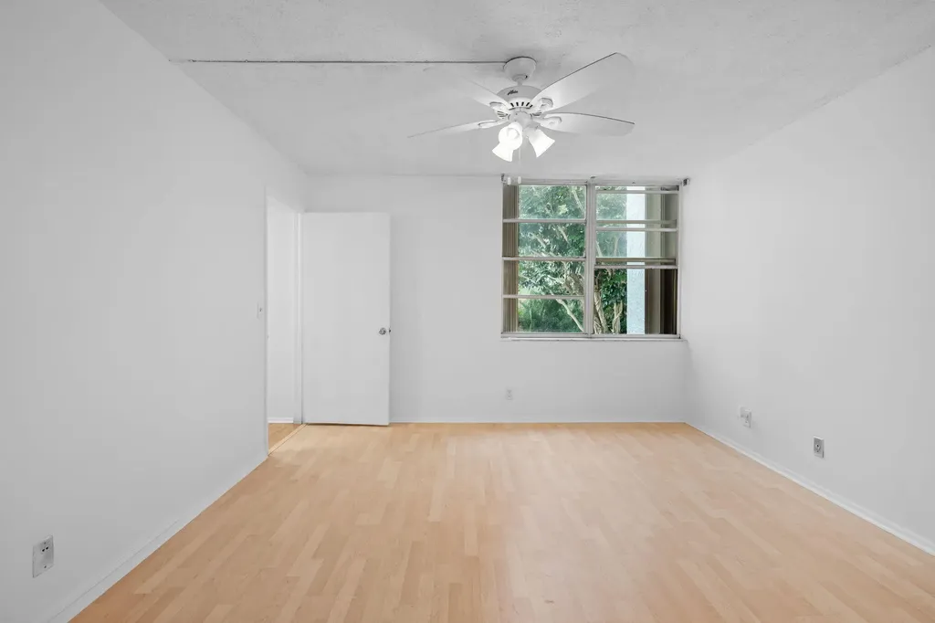 9470 Live Oak Place Davie FL 33324