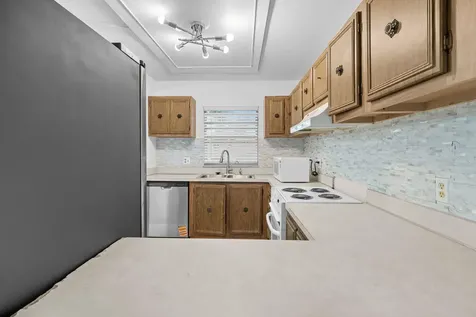 9470 Live Oak Place Davie FL 33324