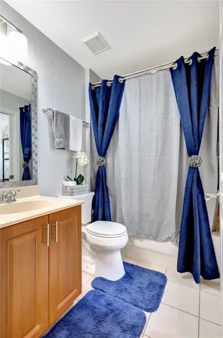 2037 Nassau Drive Riviera Beach FL 33404