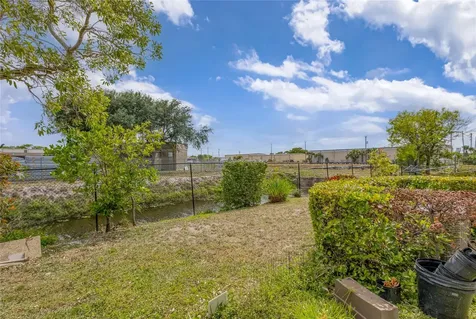 2037 Nassau Drive Riviera Beach FL 33404