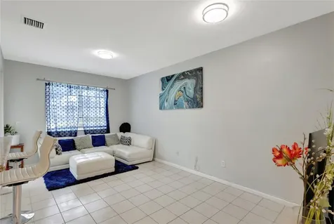 2037 Nassau Drive Riviera Beach FL 33404