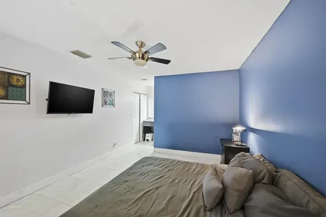 4623 Carambola Circle N Coconut Creek FL 33066