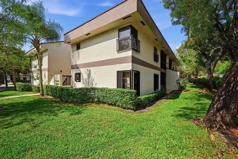4623 Carambola Circle N Coconut Creek FL 33066