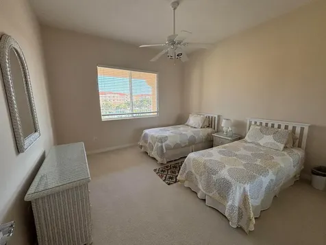 27 Harbour Isle Drive W Fort Pierce FL 34949