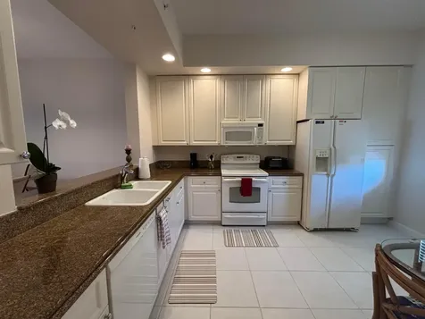27 Harbour Isle Drive W Fort Pierce FL 34949