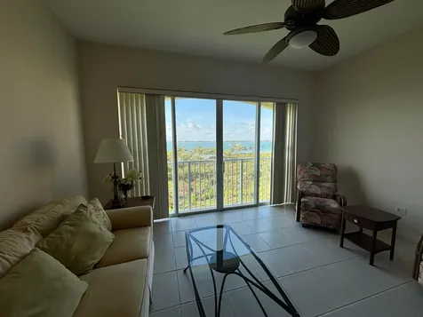 27 Harbour Isle Drive W Fort Pierce FL 34949