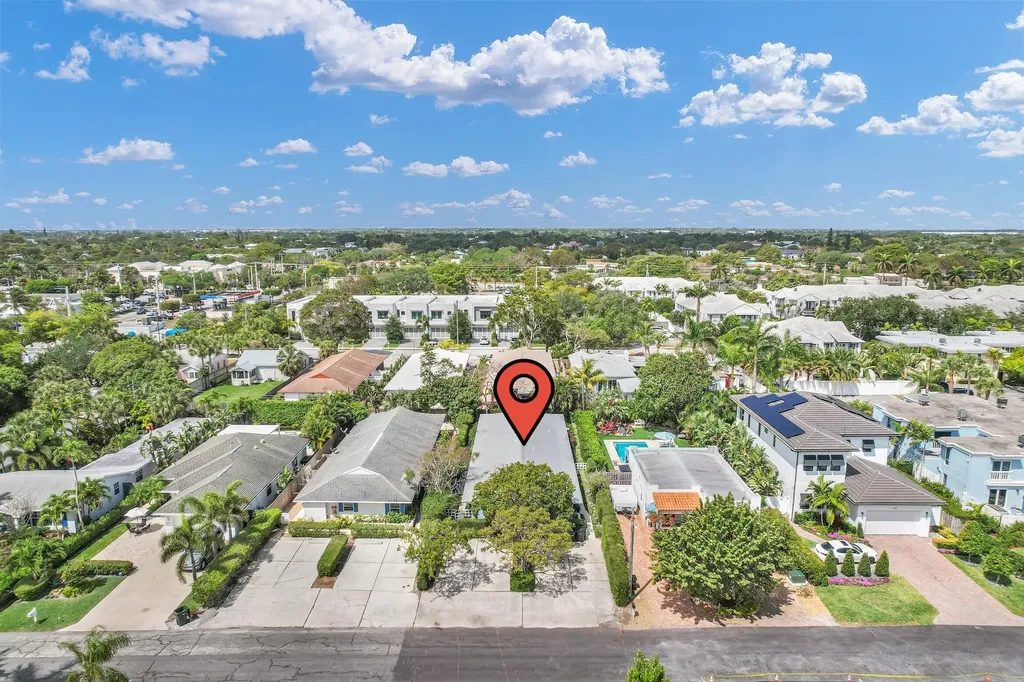 908 NE 8th Avenue Delray Beach FL 33483