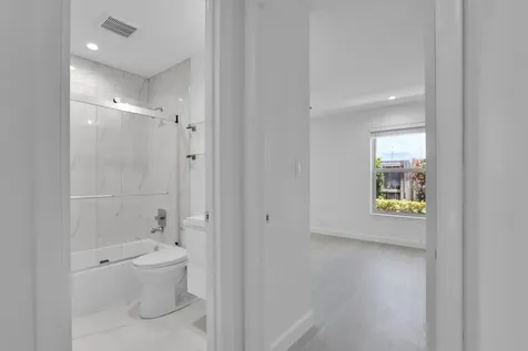 908 NE 8th Avenue Delray Beach FL 33483
