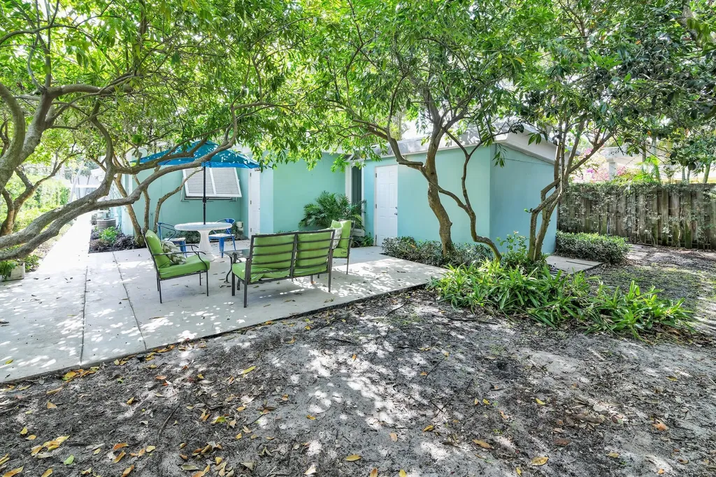 320 NE 1st Avenue Delray Beach FL 33444