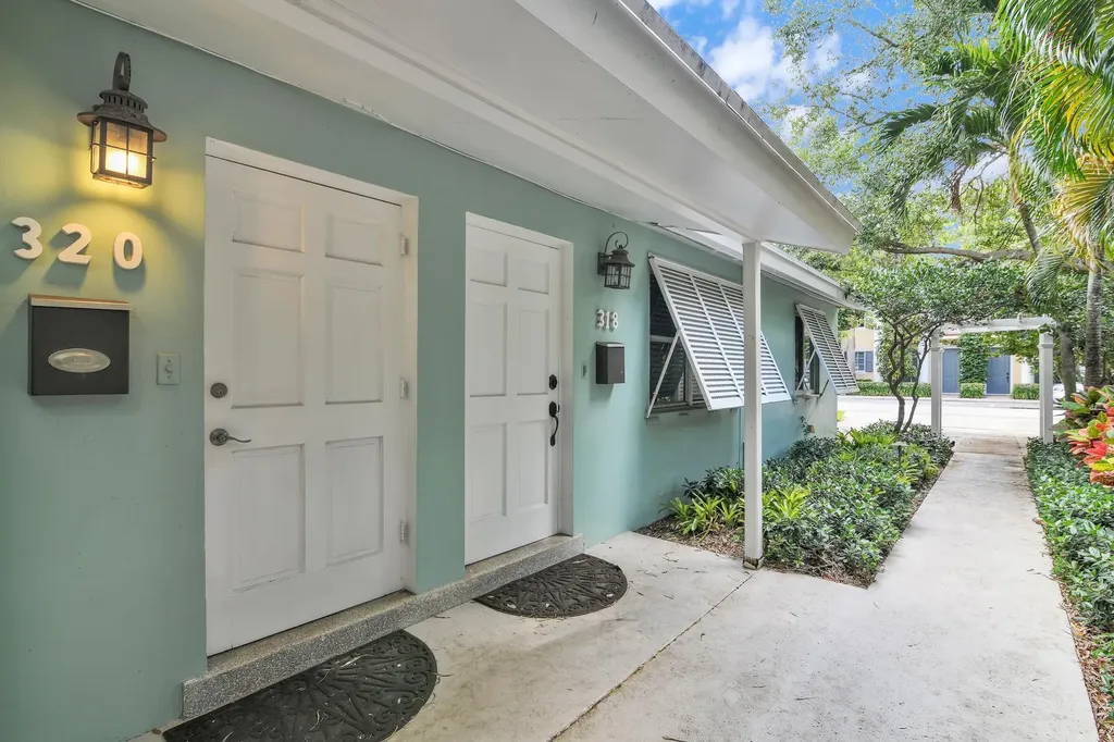 320 NE 1st Avenue Delray Beach FL 33444