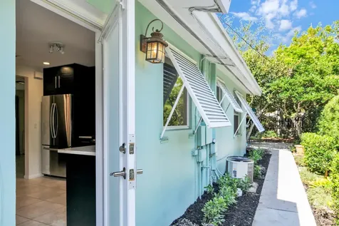320 NE 1st Avenue Delray Beach FL 33444
