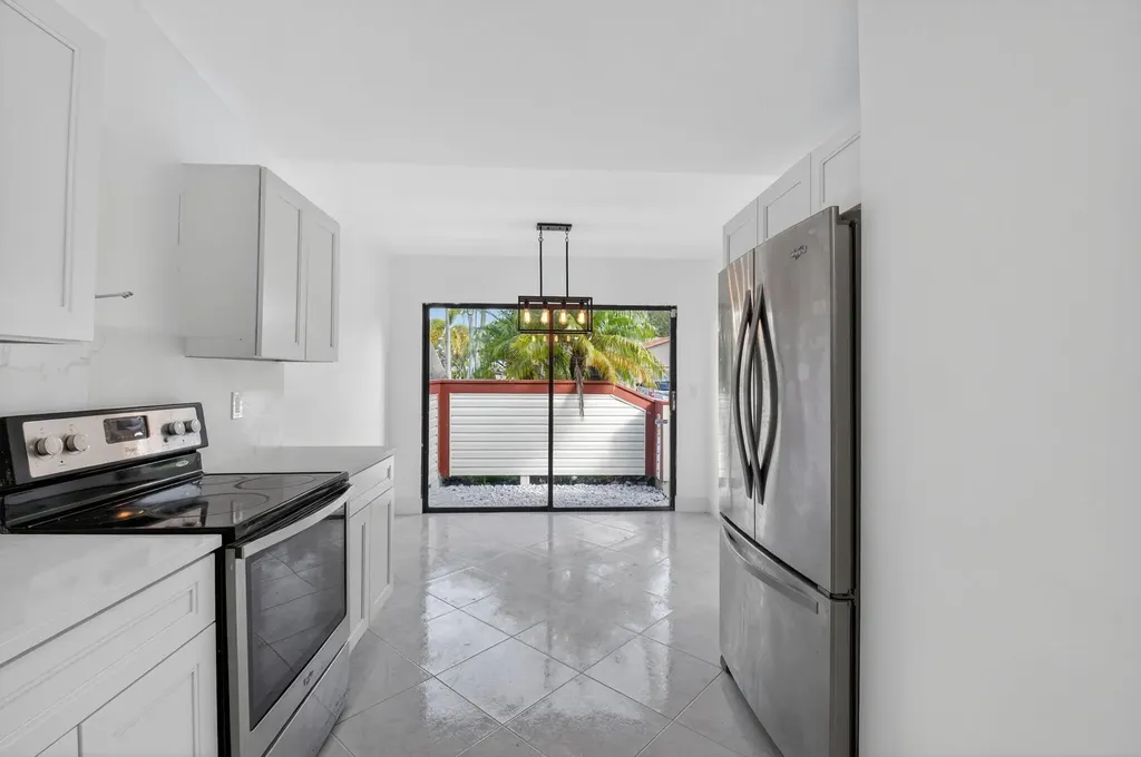 29 Fawlkland Circle Boynton Beach FL 33426