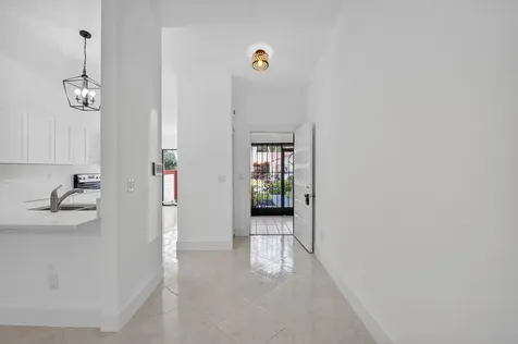 29 Fawlkland Circle Boynton Beach FL 33426