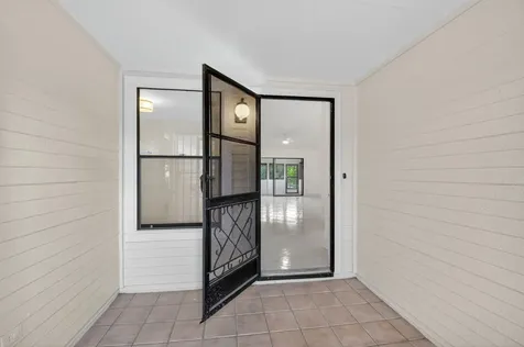 29 Fawlkland Circle Boynton Beach FL 33426