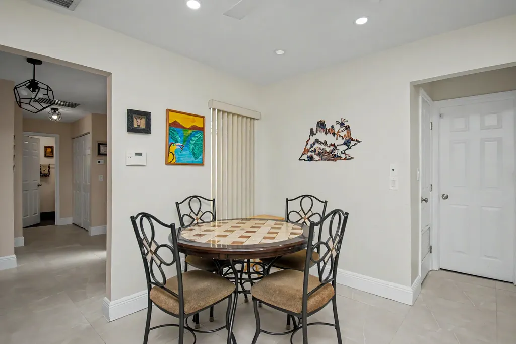 7951 Little Lane Boca Raton FL 33433