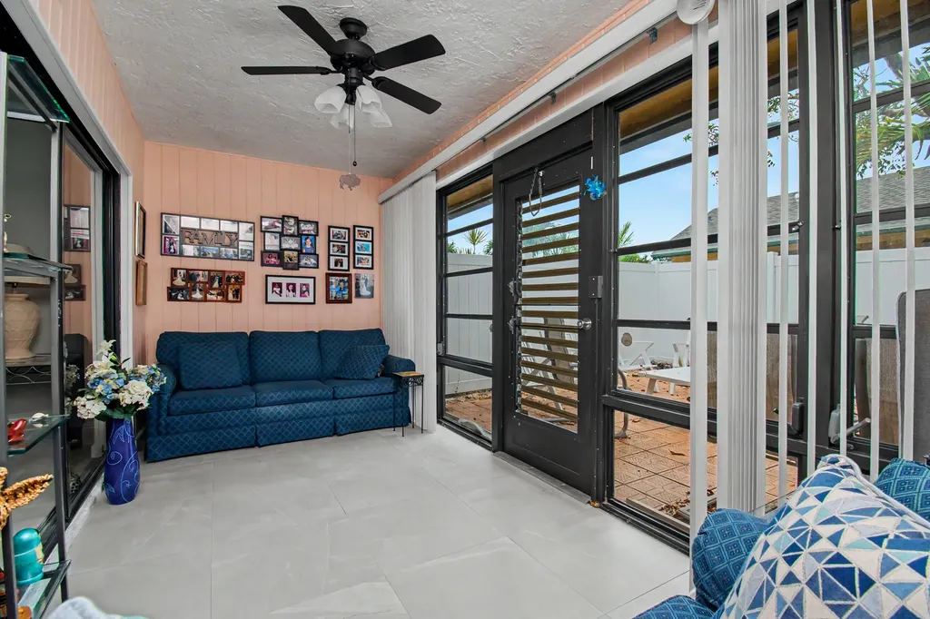 7951 Little Lane Boca Raton FL 33433