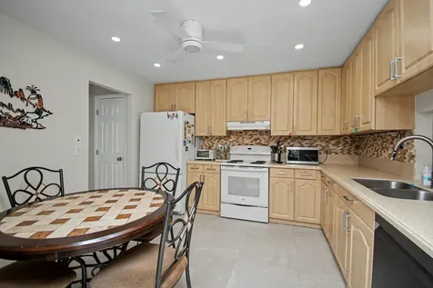 7951 Little Lane Boca Raton FL 33433