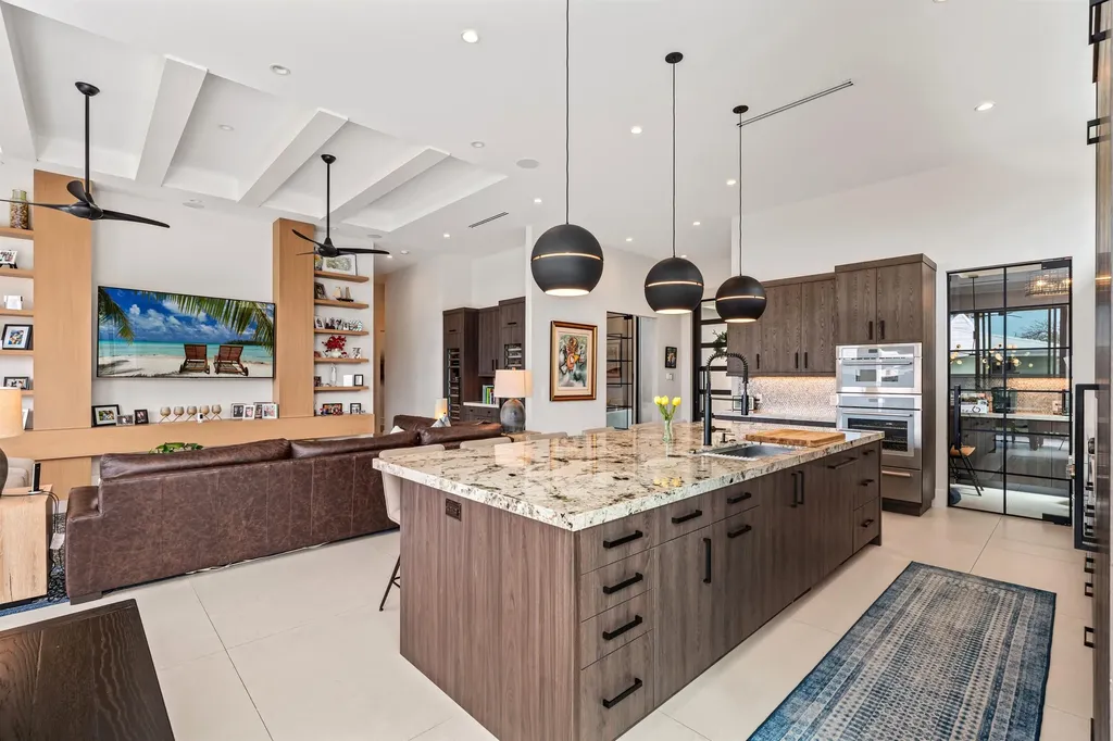 2880 NE 35th Street Lighthouse Point FL 33064